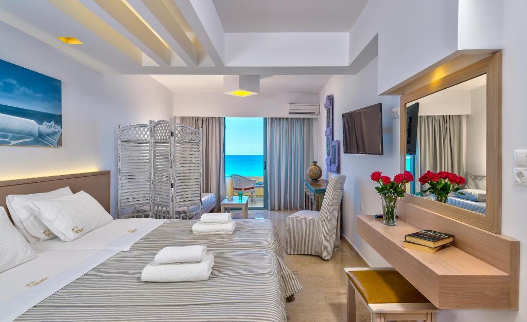 Superior Room with Sea View,701500105:JPEG