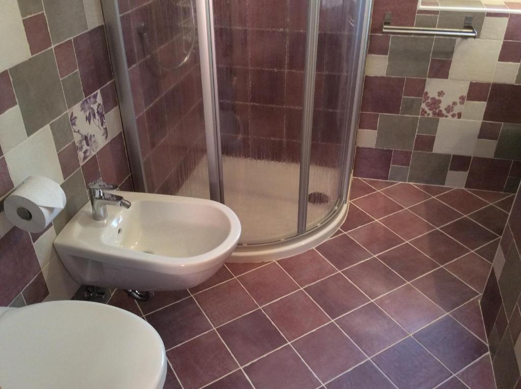 Studio (2 Adults)