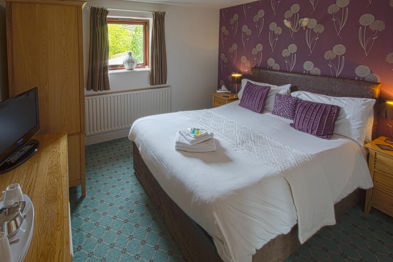 King Room with Private Bath