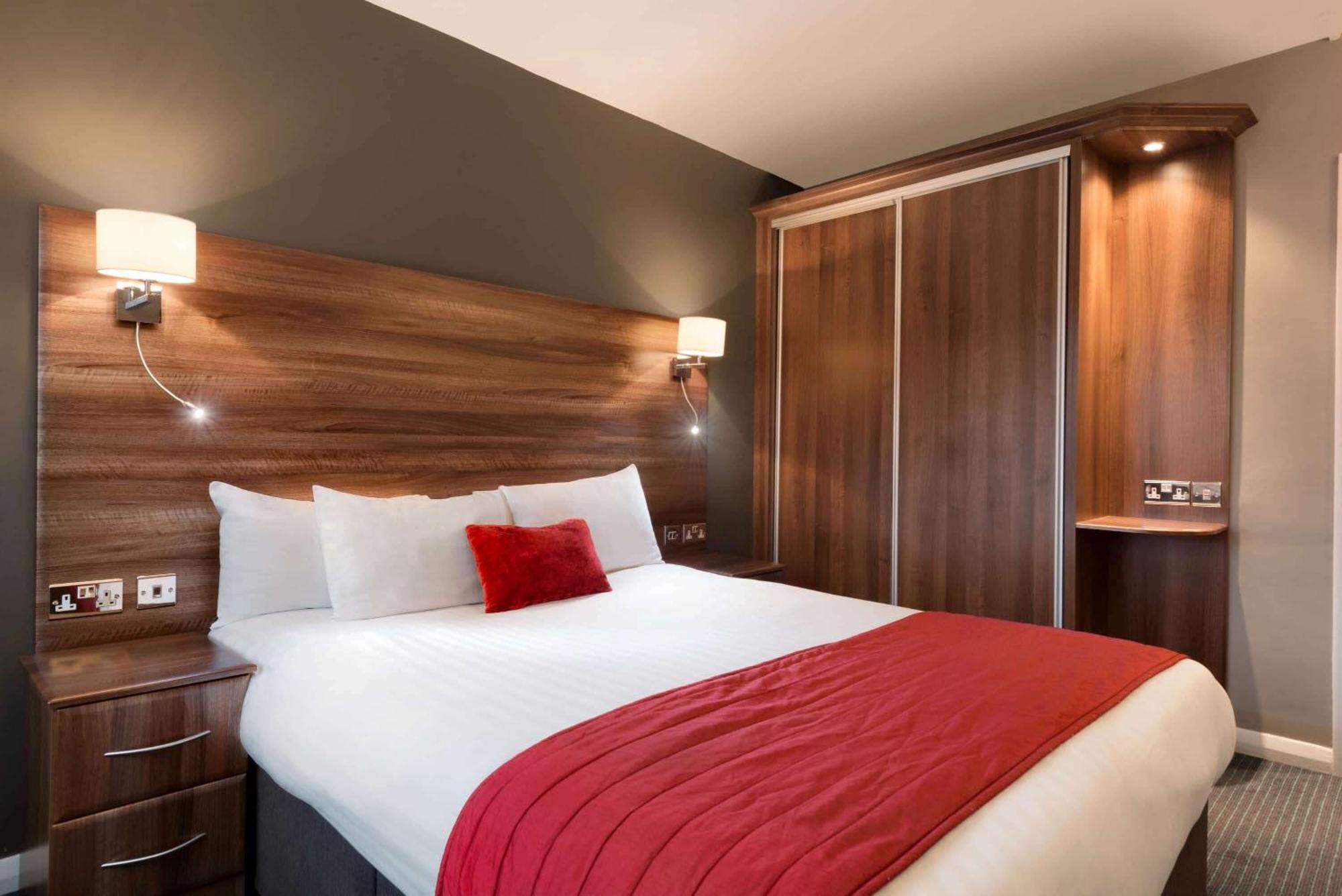 Single Room - Non-Smoking