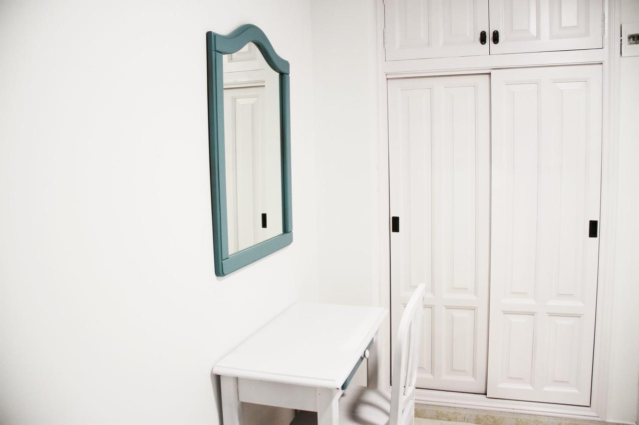 Mini Double Interior Room