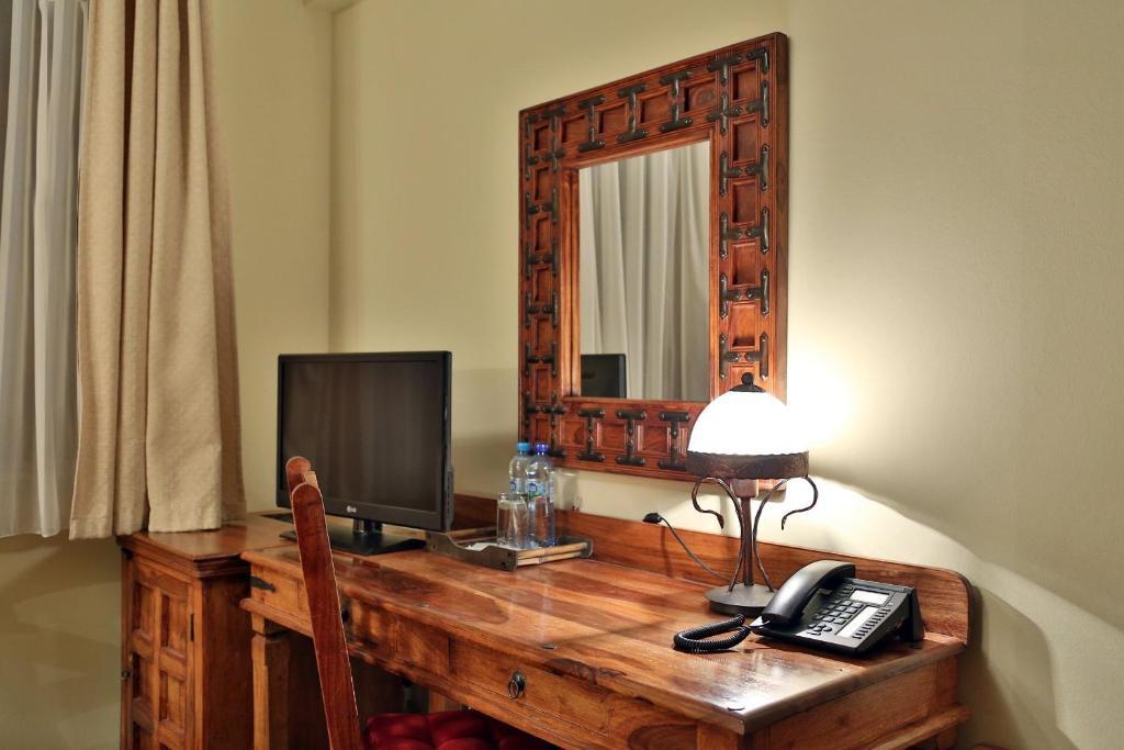 Economy Single Room