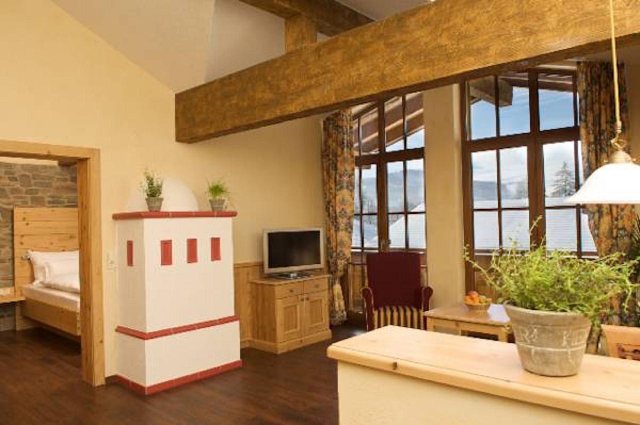 Apartment mit Balkon