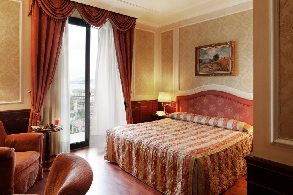 Deluxe Doppel- oder Zweibettzimmer – Bergseite