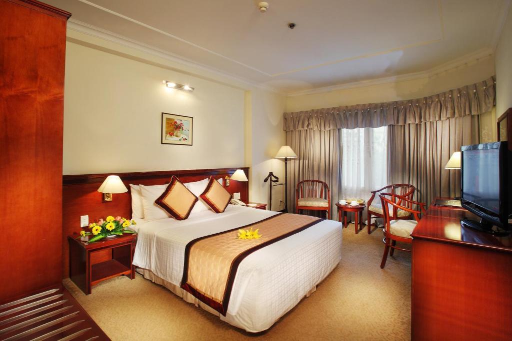 Deluxe Room,1584397916:JPEG