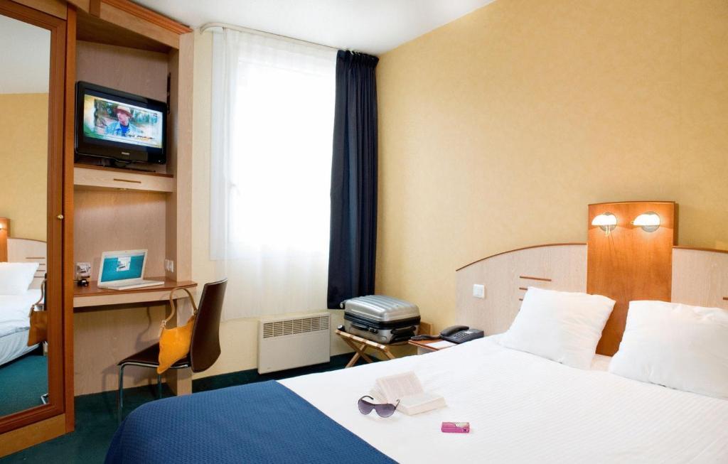 One Bedroom Suite with Private Pool at Ground Floor