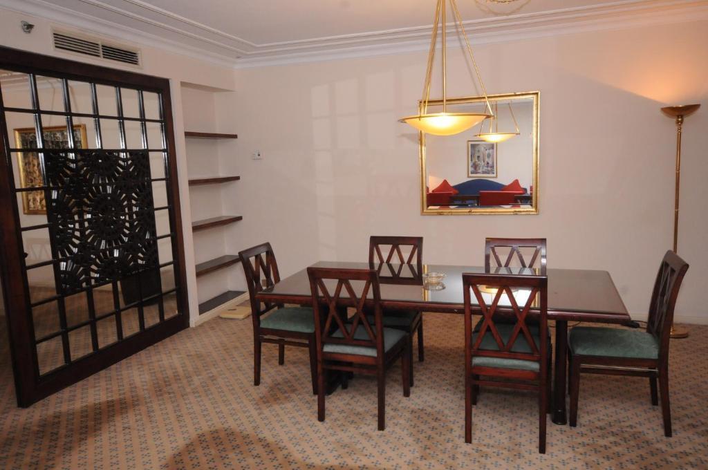 Royal City Suite