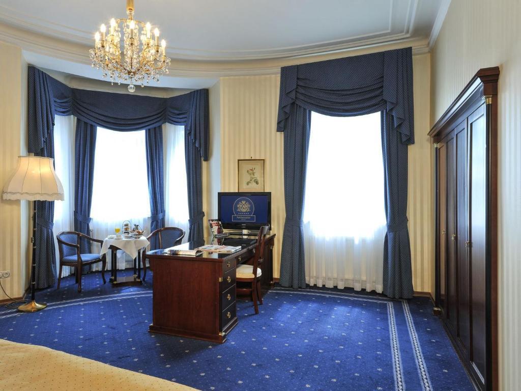 Double Room,61231330:JPEG