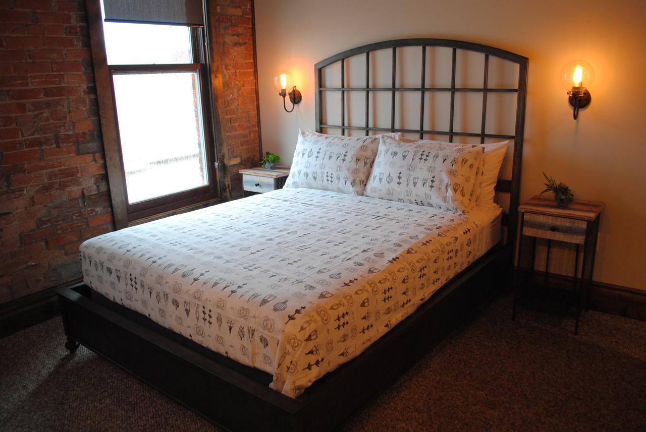 Queen Suite