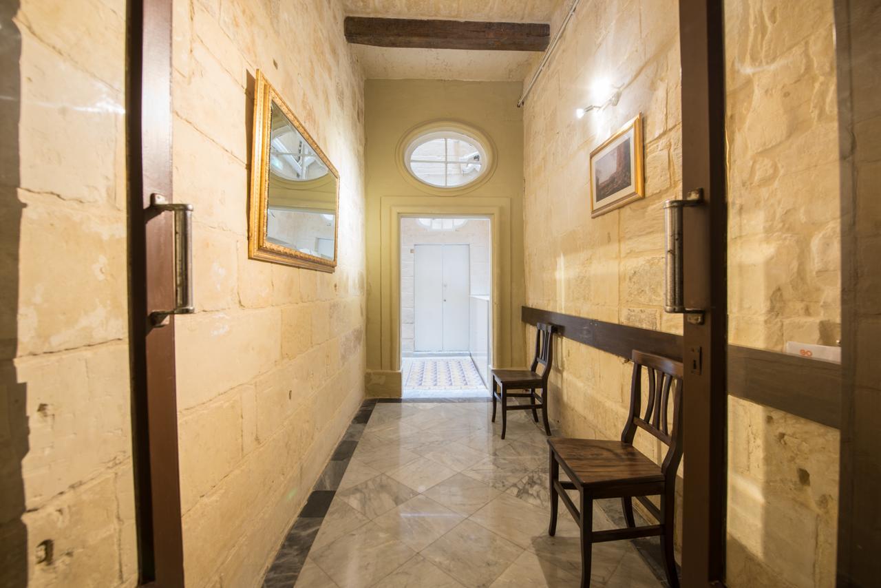 Double or Twin Room with City View
