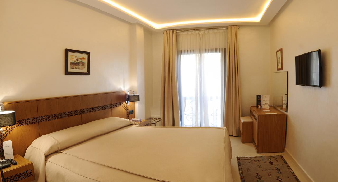 Single Room,613460375:JPEG