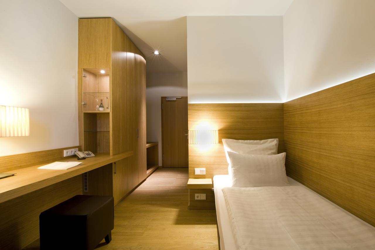Standard Single Room,613522400:JPEG