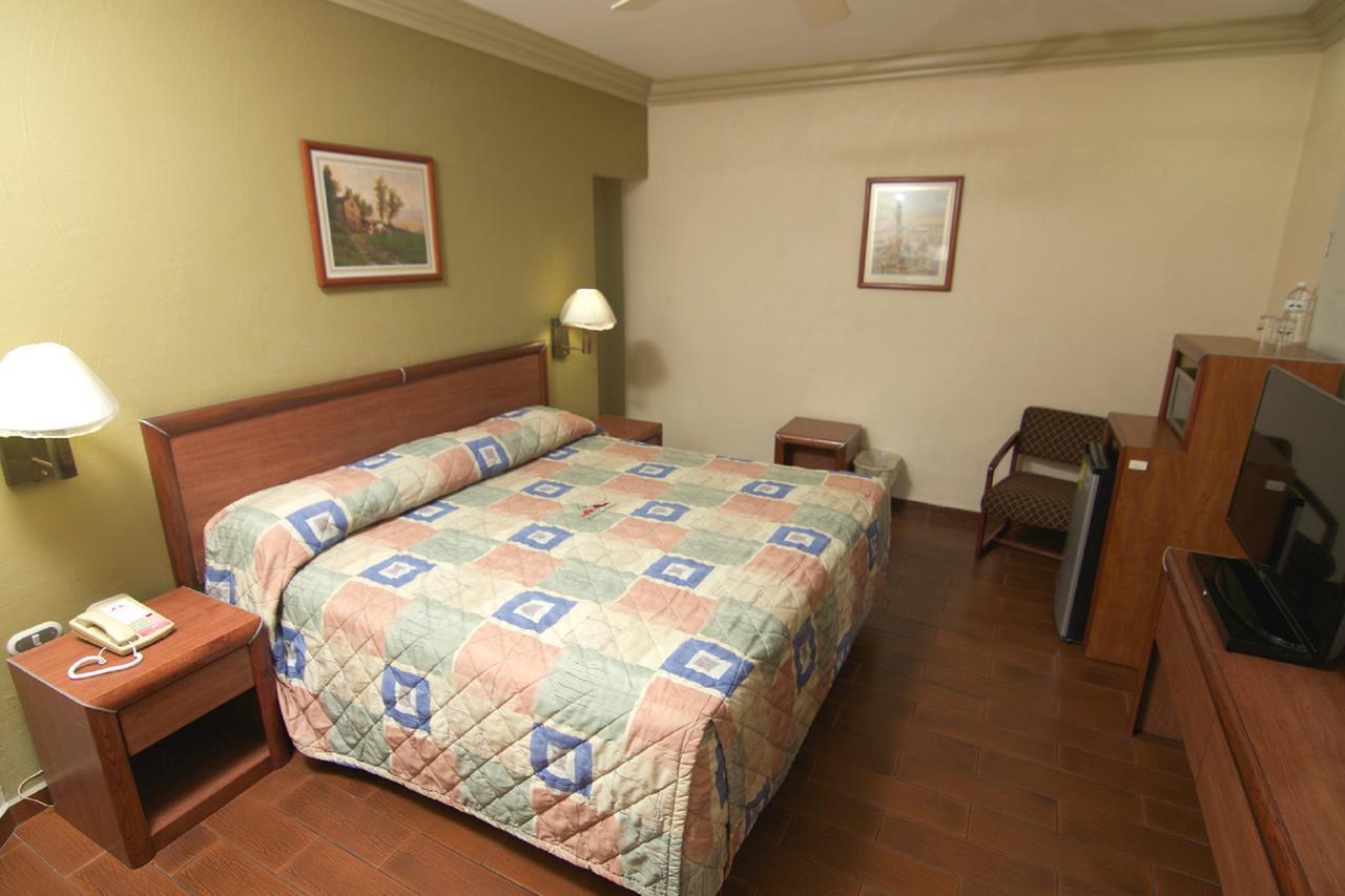 Standard King Room