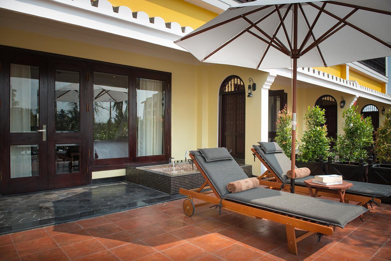 Premium Suite with Terrace - Club Wing