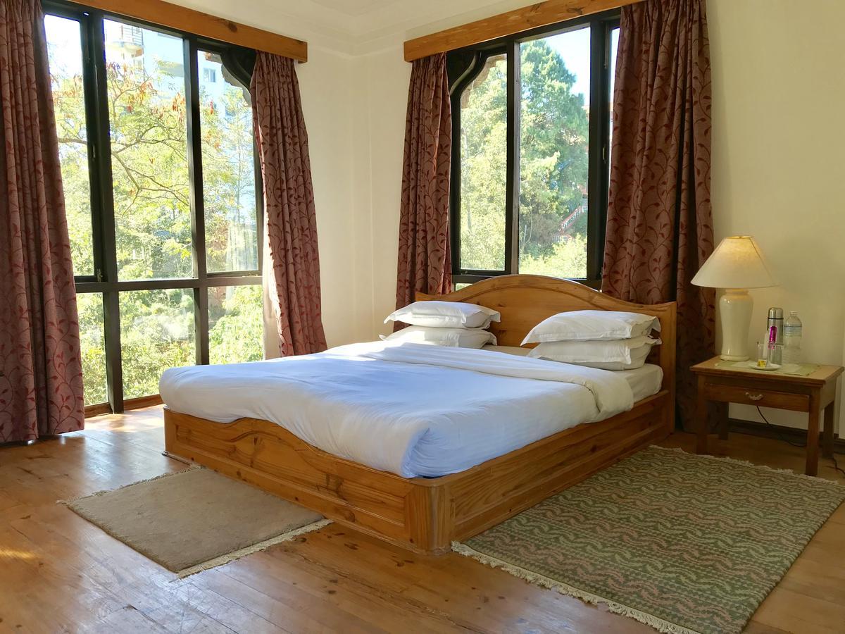 Double or Twin Room with Mountain View
