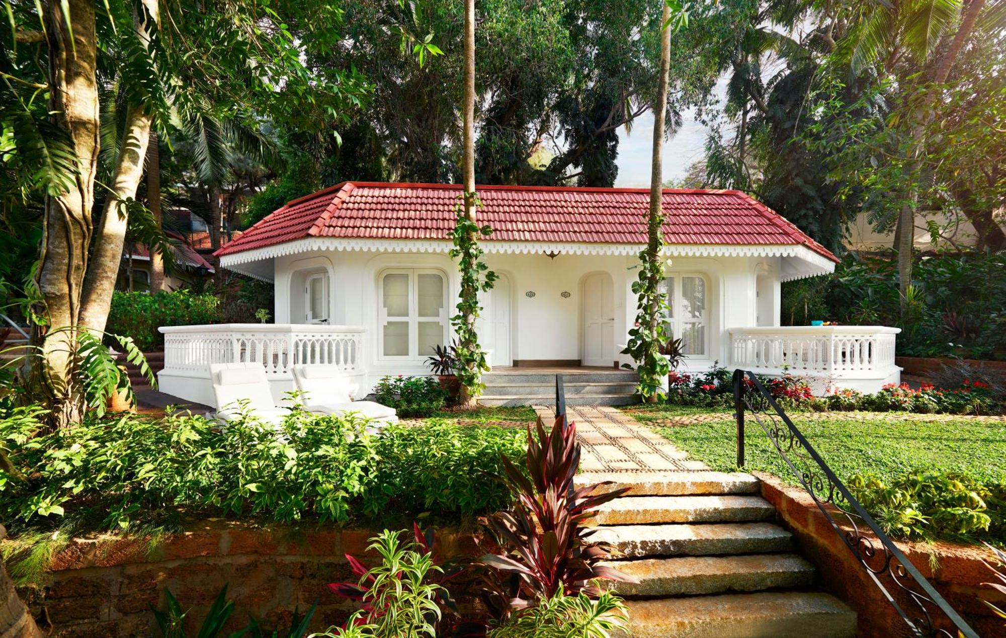 Aguada Cottage Garden View - King Bed -  15% Discount on Food & Beverages, SPA