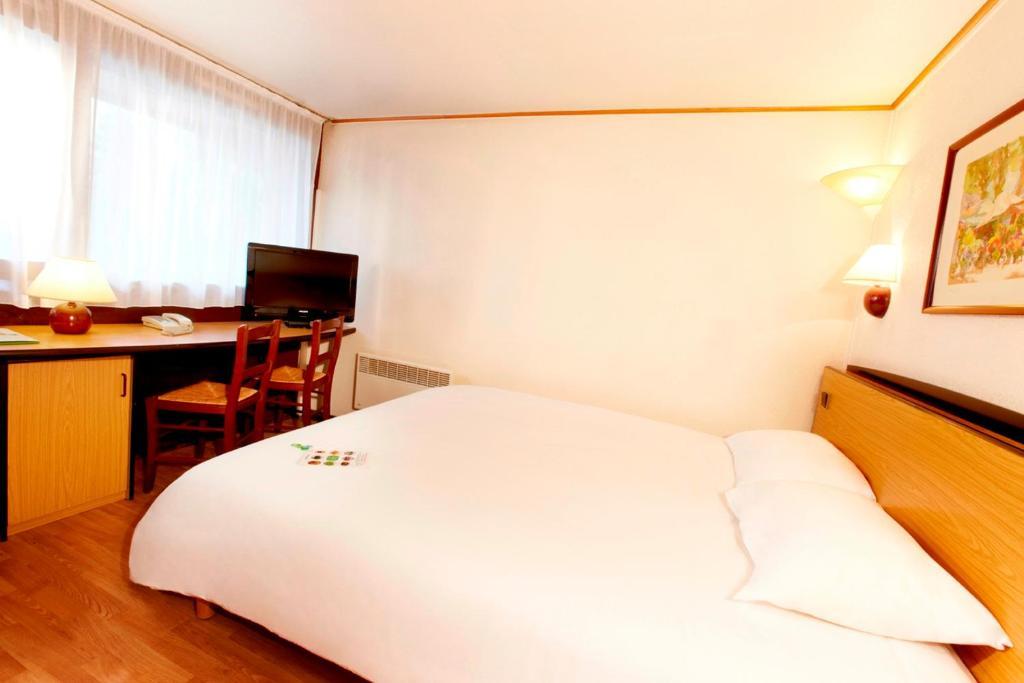Double Room,1132854468:JPEG