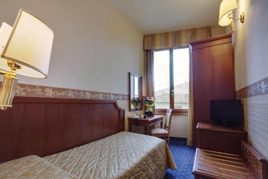Chambre Standard avec 2 Lits Simples