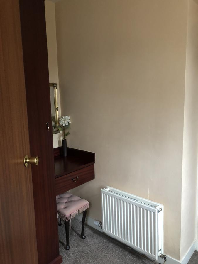 Standard Single Room Shower