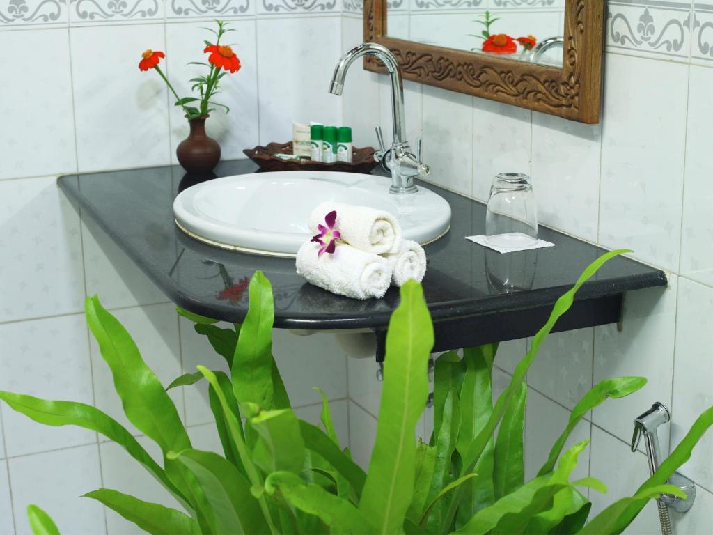 Ayurveda Panchkarma / Stress Management Programme - Kerala House Deluxe A/C