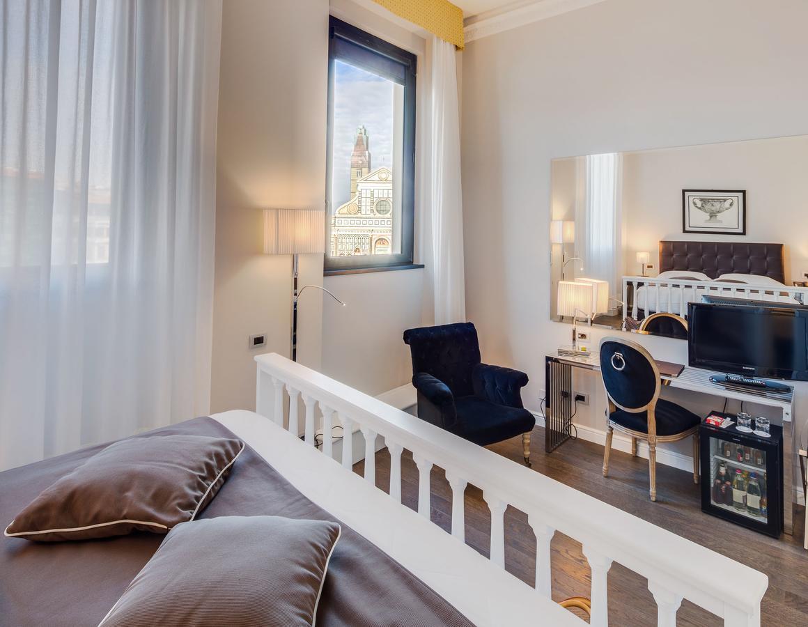 Quarto com Cama de Casal ou 2 de Solteiro e Vista da Cidade