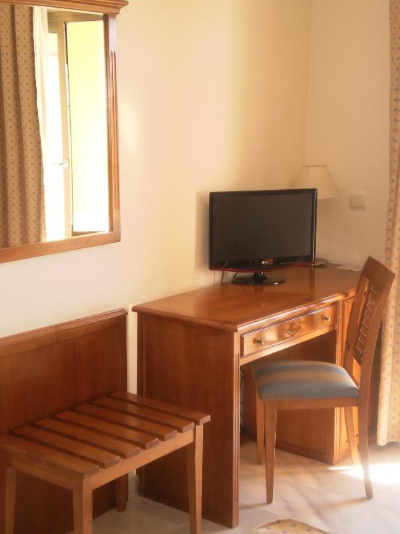 Chambre Double ou Lits Jumeaux - Vue Latérale sur Mer