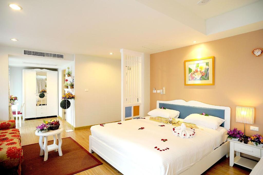 Superior Deluxe Double or Twin Room