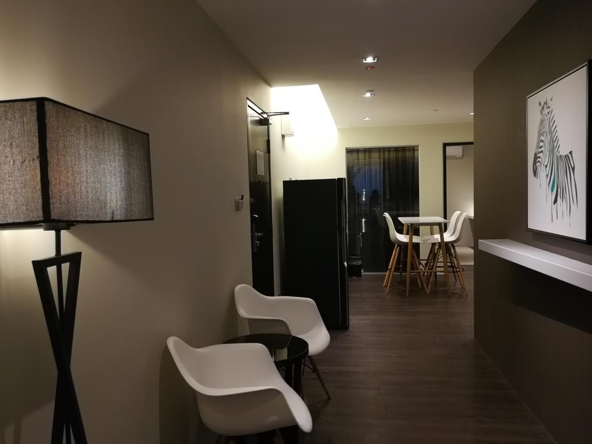 Studio Apartment,631347450:JPEG