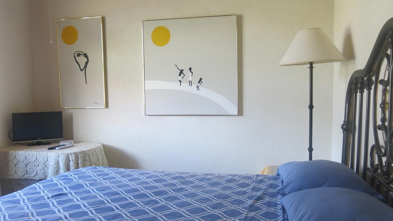 Queen Room with Garden View