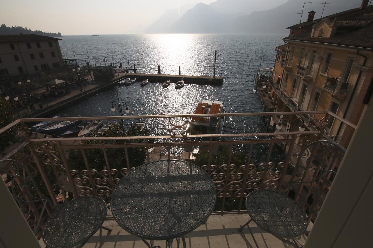 Deluxe Two-Bedroom Apartment with Balcony and Lake View