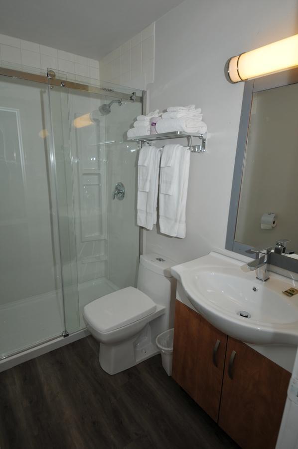 Luxury Triple Room