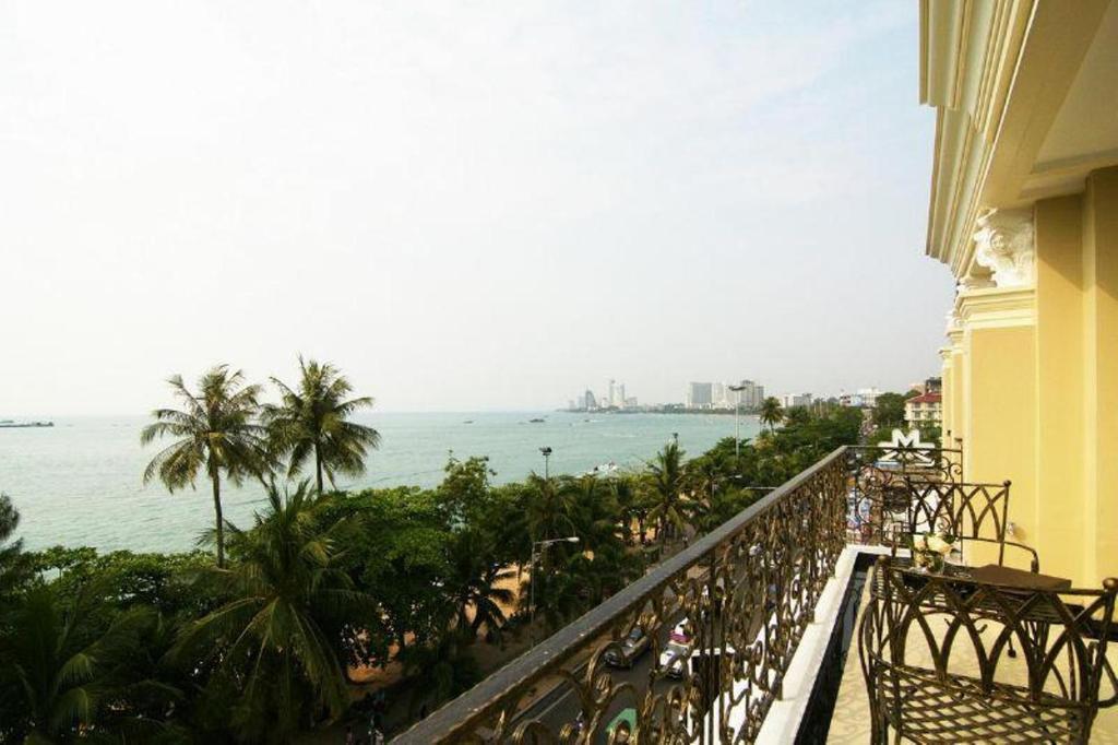 Deluxe Double Room - Beach Front,448898133:JPEG