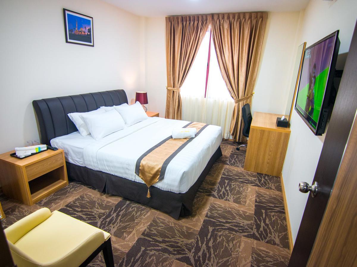 Two-Bedroom Suite