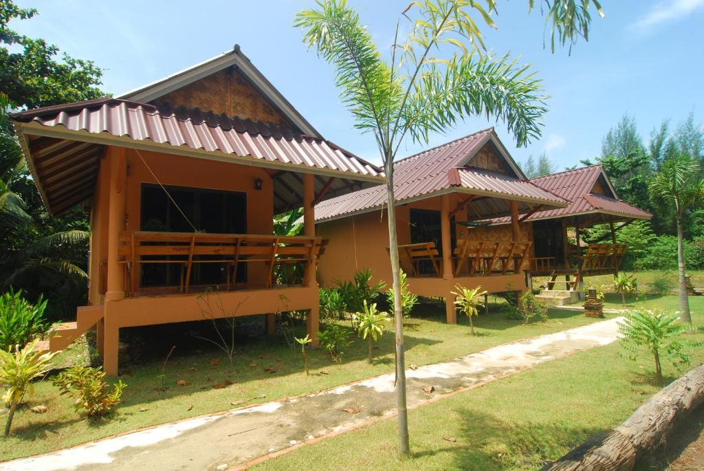 Family Bungalow with Air Conditioning