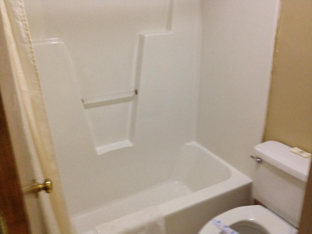 Queen Room Two Queen Beds Smoking