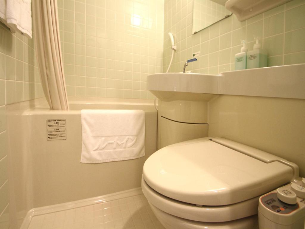 Standard Single Room - Smoking