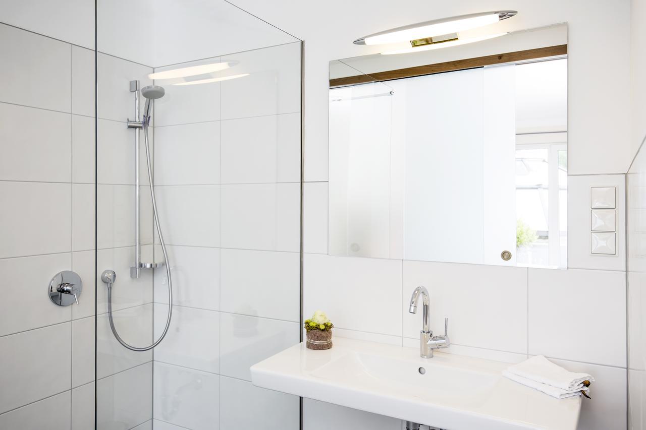 Single Room Shower,635107842:JPEG