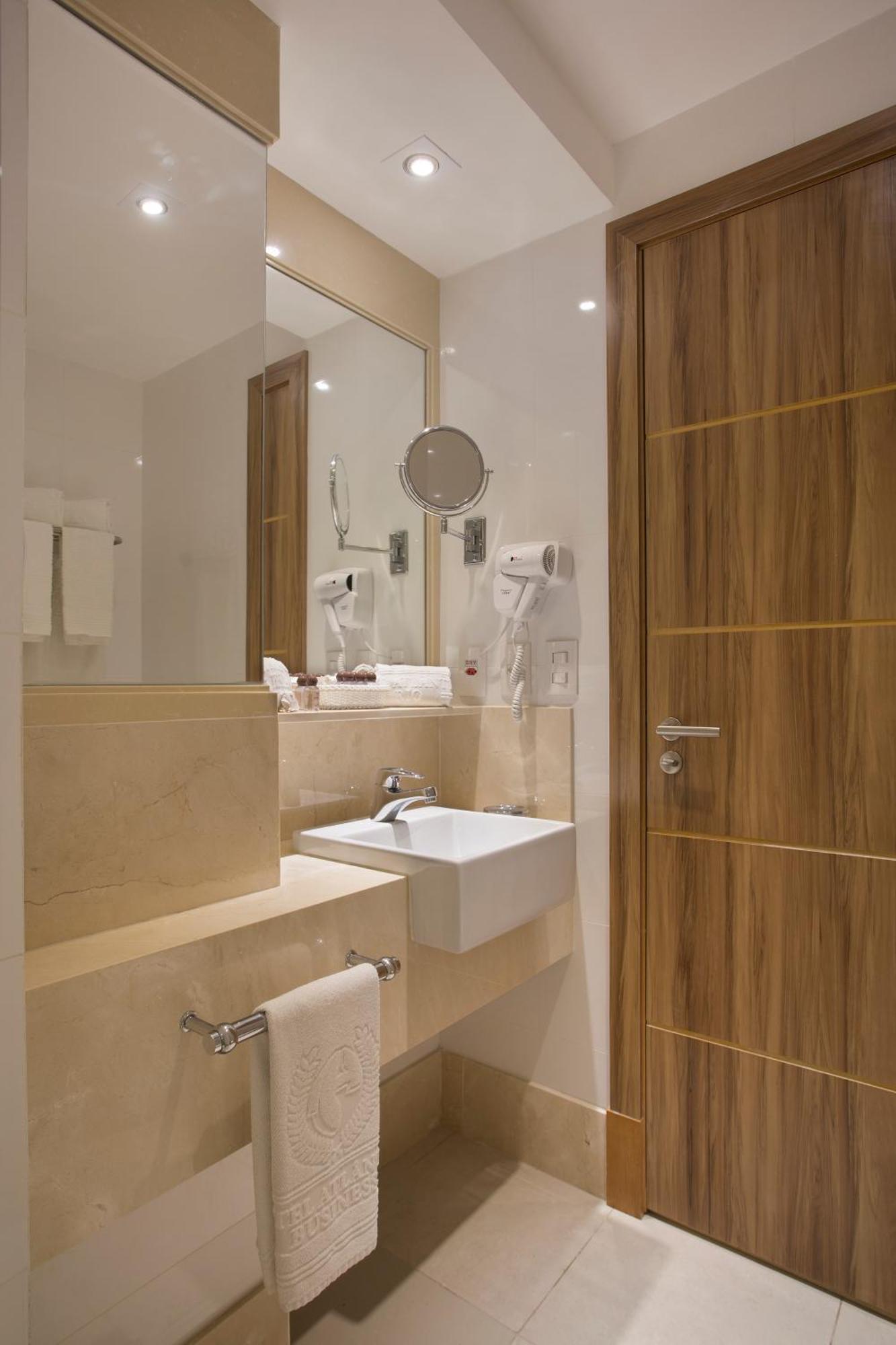 Standard Double Room,1277353789:JPEG