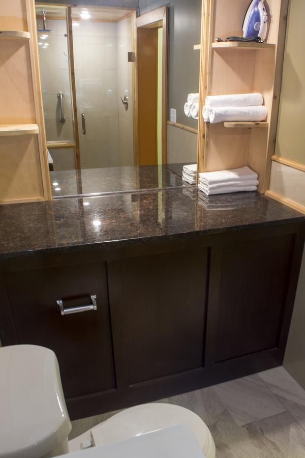 Queen Suite