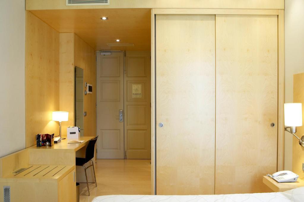 Double Room with Breakfast
