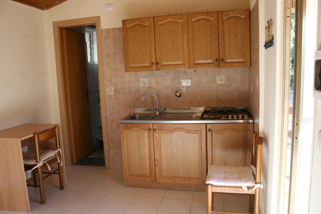 Bungalow (2 Adults + 2 Children)