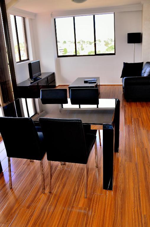 Apartamento de 2 dormitorios con balcón