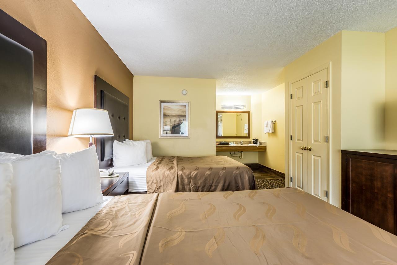 Double Room with Two Double Beds - Non-Smoking