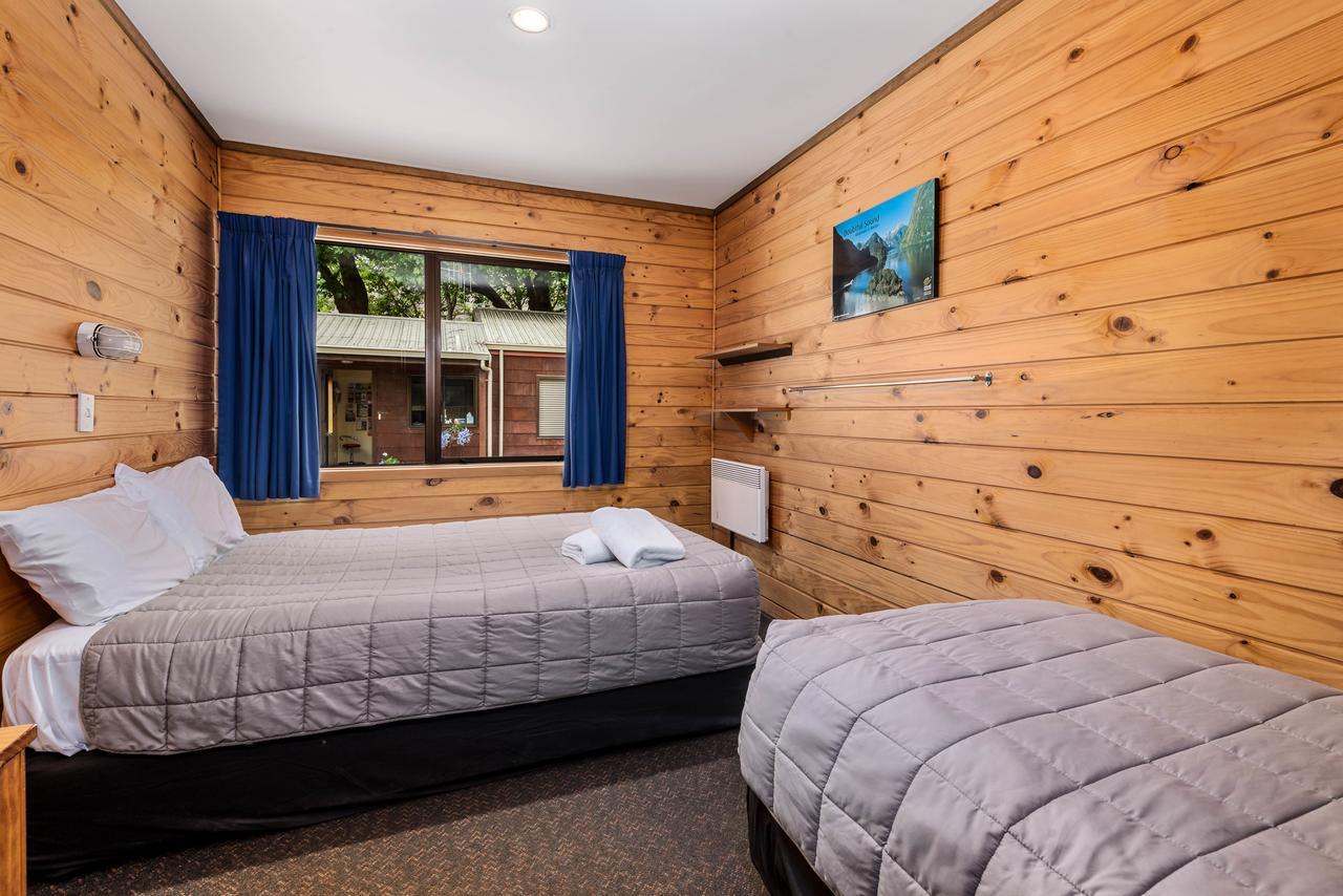 Twin Room with Shared Bathroom