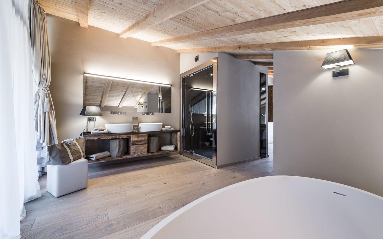 Suite - Vue sur Montagne