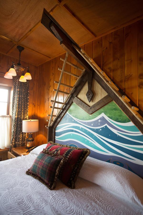 King Room Partial River View