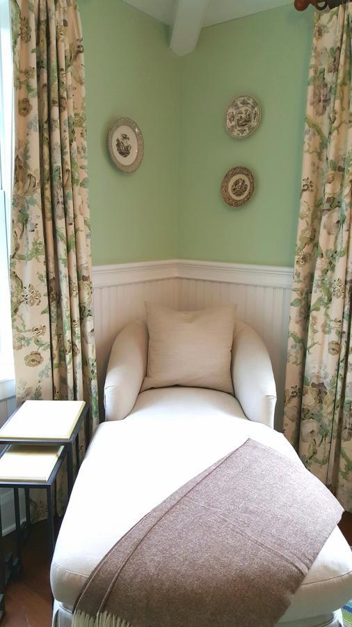 King Room Garden View