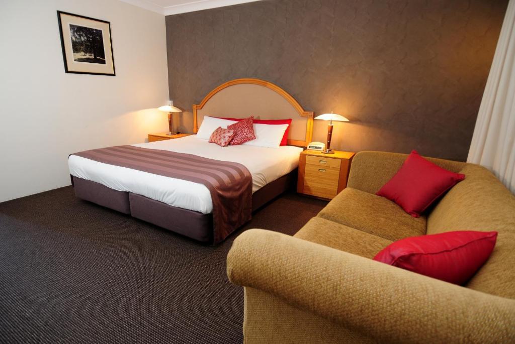 Superior King Room