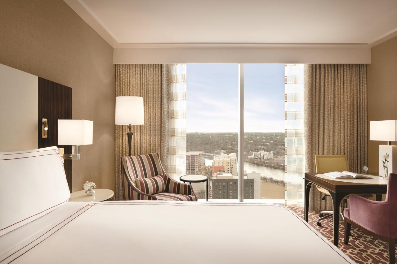Fairmont Gold Room, 1 King Bed