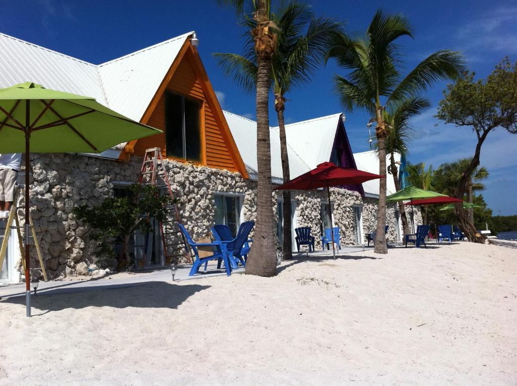 Room with Two Double Beds - Beach Front,63931378:JPEG